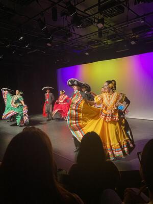 Colorful dance from Ballet Folklorico