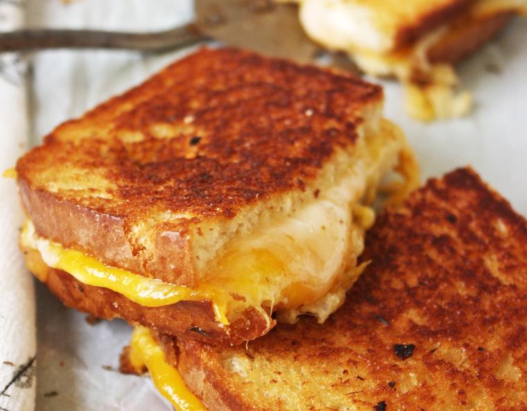 a grilled cheese sandwich
